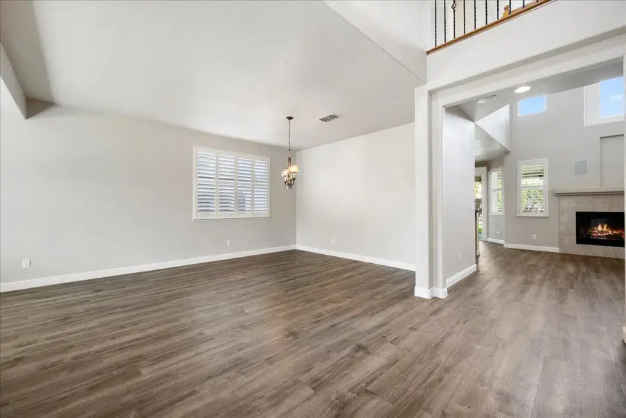 8569 Alissa Way, Elk Grove, CA 95624 - Image #2