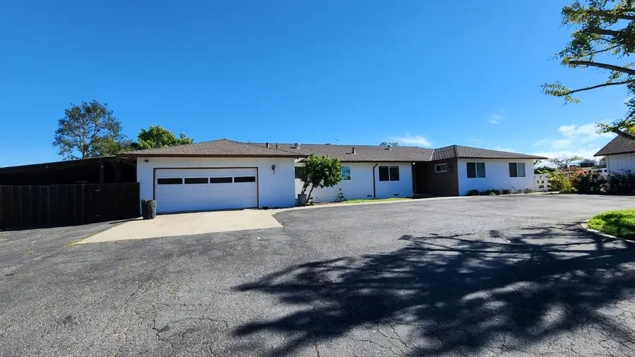 307 Mansfield Road, Hollister, CA 95023 - Image #3