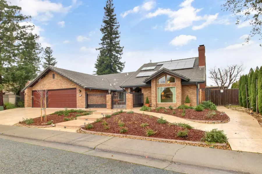 9153 Shady Hollow Way, Fair Oaks, CA 95628 - Image #3