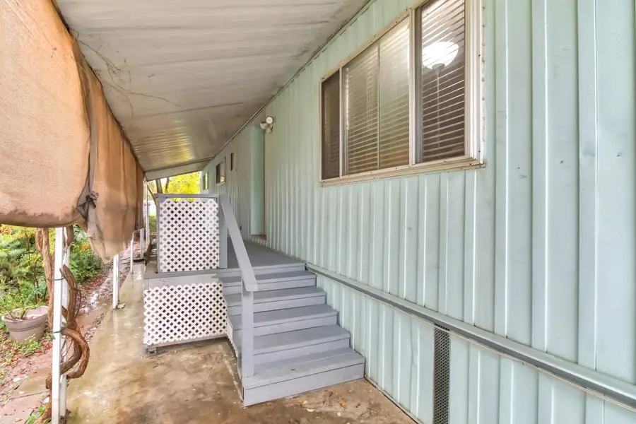 5250 Brook Park Lane, Sacramento, CA 95841 - Image #3