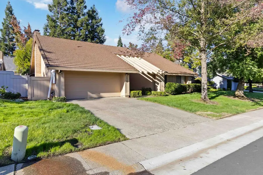 7929 Wildridge Drive, Fair Oaks, CA 95628 - Image #2