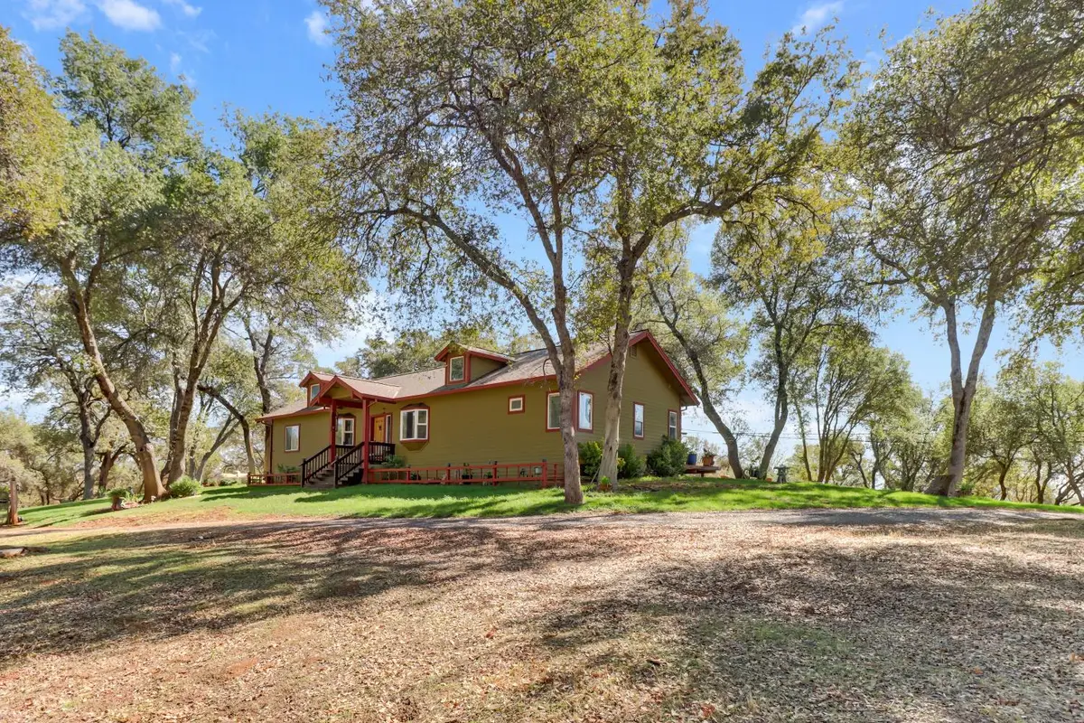 4220 Soaring Hawk Lane, Pilot Hill, CA 95664 - Image #1