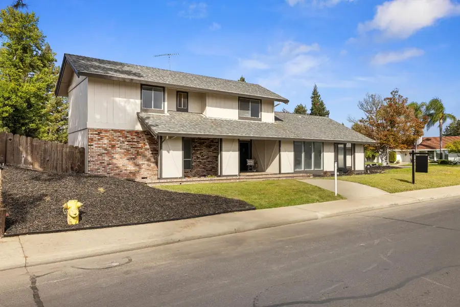 2307 Candlewood Place, Riverbank, CA 95367 - Image #3
