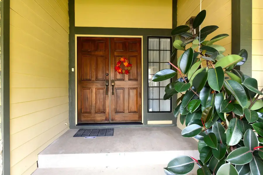 8244 Crestshire Circle, Orangevale, CA 95662 - Image #2