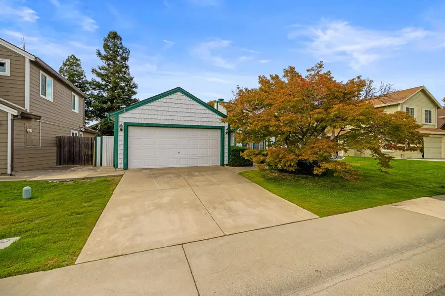 8170 Derbyshire Circle, Sacramento, CA 95828 - Image #3