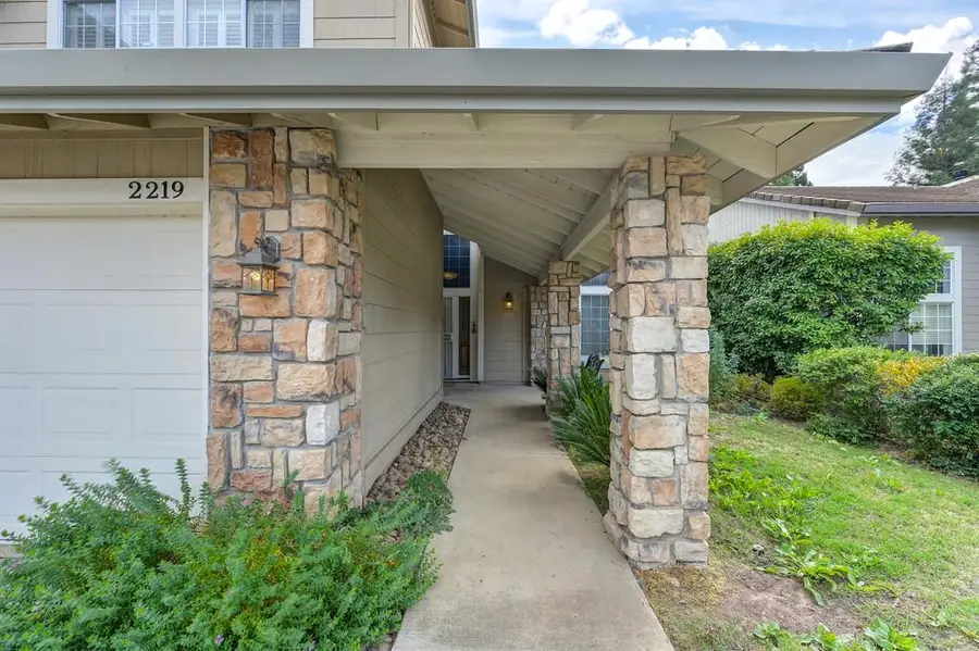 2219 Salem Way, Rocklin, CA 95765 - Image #2