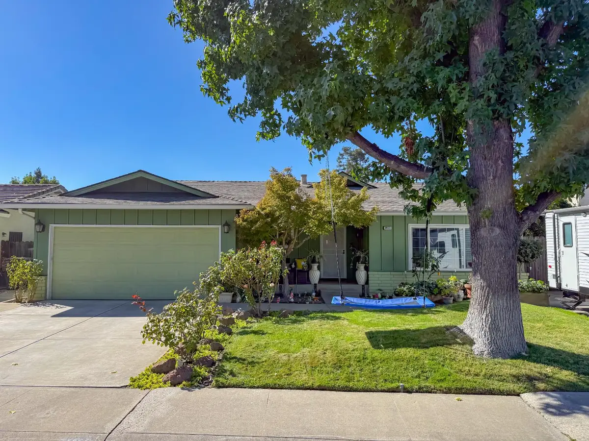 3913 Peacock Lane, Modesto, CA 95356 - Image #1