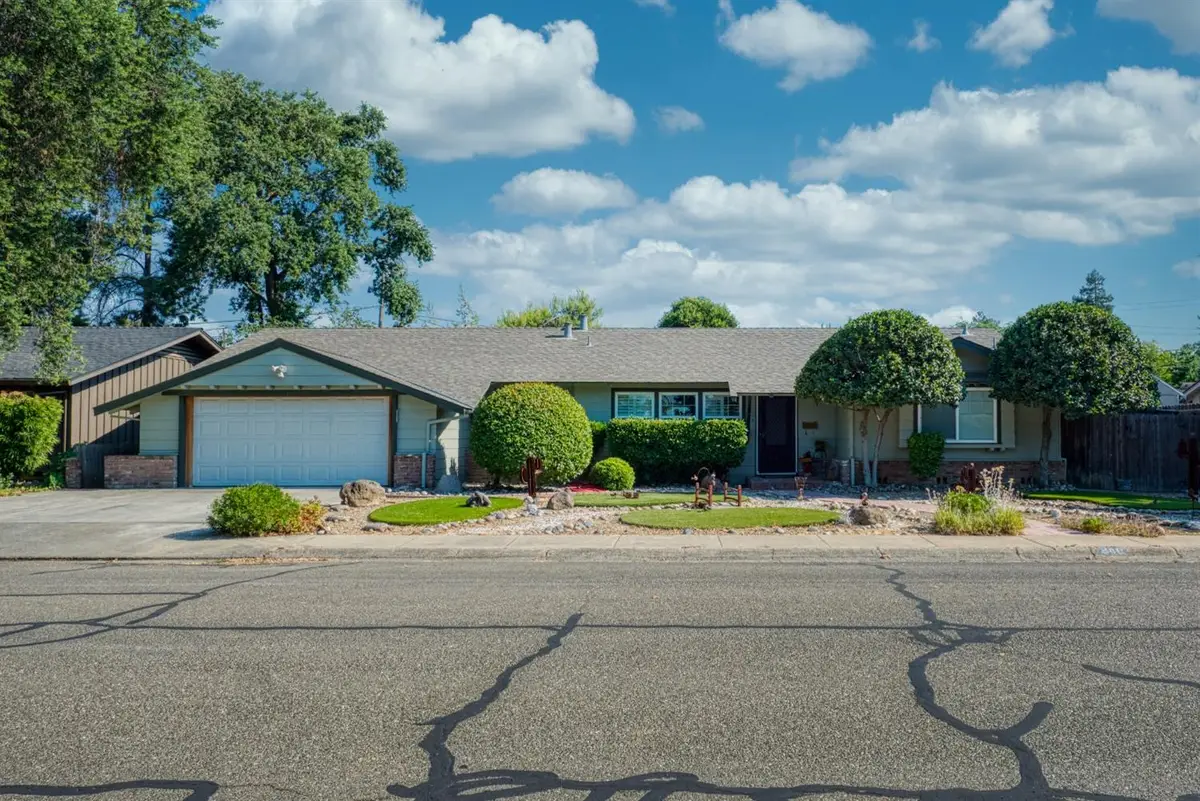 840 Madrone Lane, Patterson, CA 95363 - Image #1