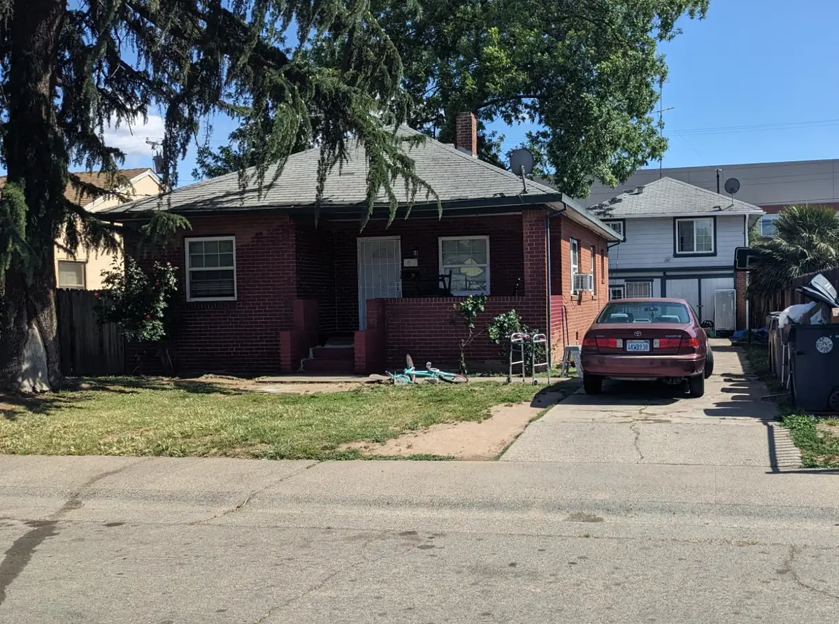 3878 17th Avenue, Sacramento, CA 95820 - Image #1