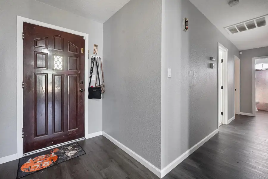 1225 Butte, Turlock, CA 95380 - Image #3