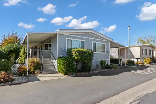 6827 Capital Circle #203, Sacramento, CA 95828