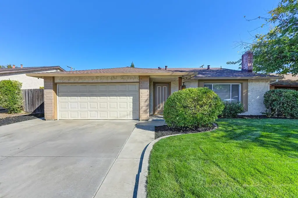 7448 Blackthorne Way, Citrus Heights, CA 95621 - Image #1
