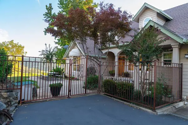 10132 Ranch Road, Rough and Ready, CA 95975