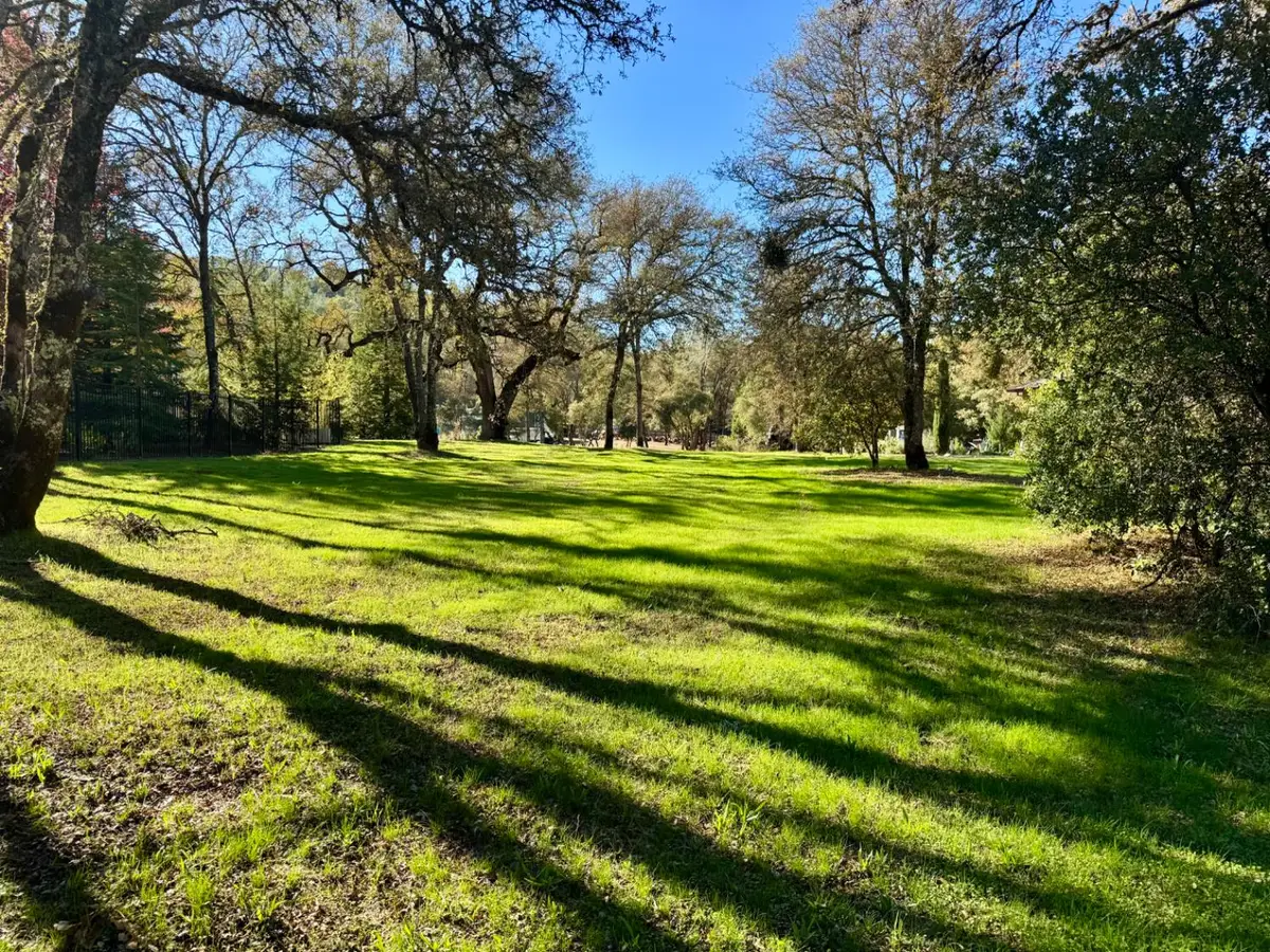 10123 Valley Oak Court, Penn Valley, CA 95946 - Image #1