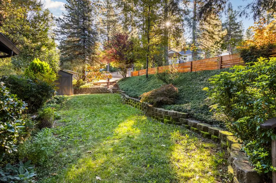 10444 Partridge Road, Grass Valley, CA 95945 - Image #2