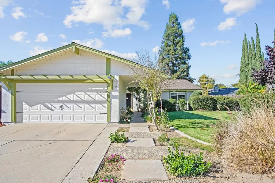 3161 Bridgeport Court, Turlock, CA 95382 - Image #2