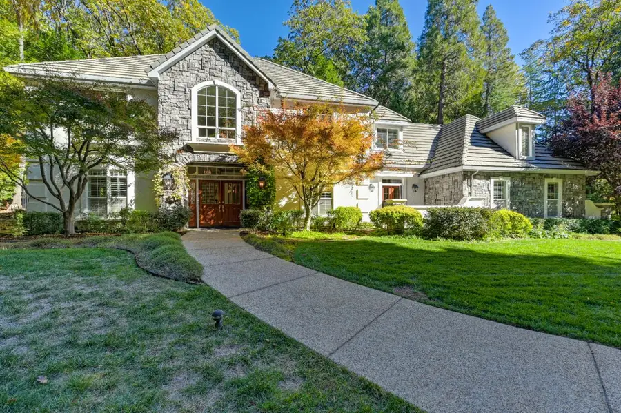 13065 Somerset Drive, Grass Valley, CA 95945 - Image #3