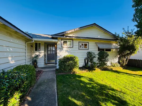 725 Jo Anne Lane, Roseville, CA 95678