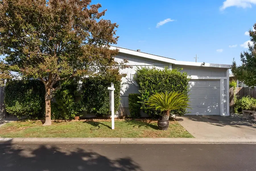 7855 Cottonwood Lane #54, Sacramento, CA 95828 - Image #3
