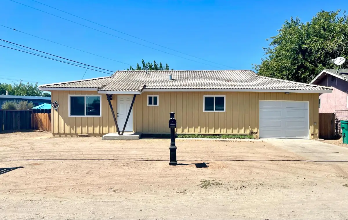 6617 California Street, Winton, CA 95388 - #1