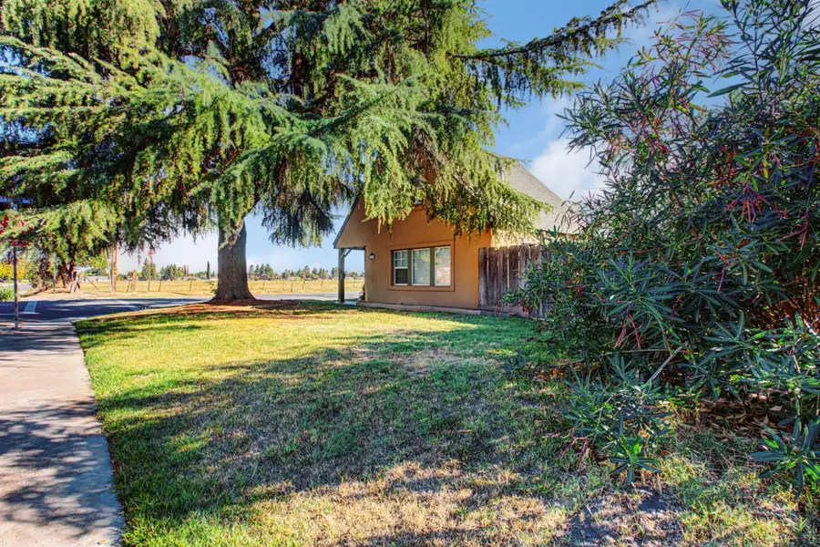 1990 E Marshall Street, Turlock, CA 95380 - Image #2
