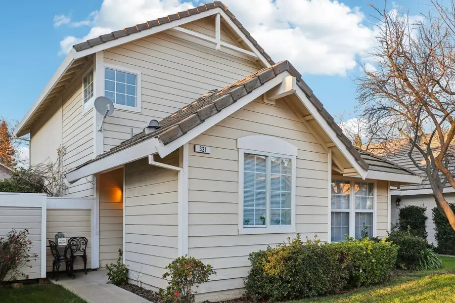 321 Baird Drive, Folsom, CA 95630 - Image #3