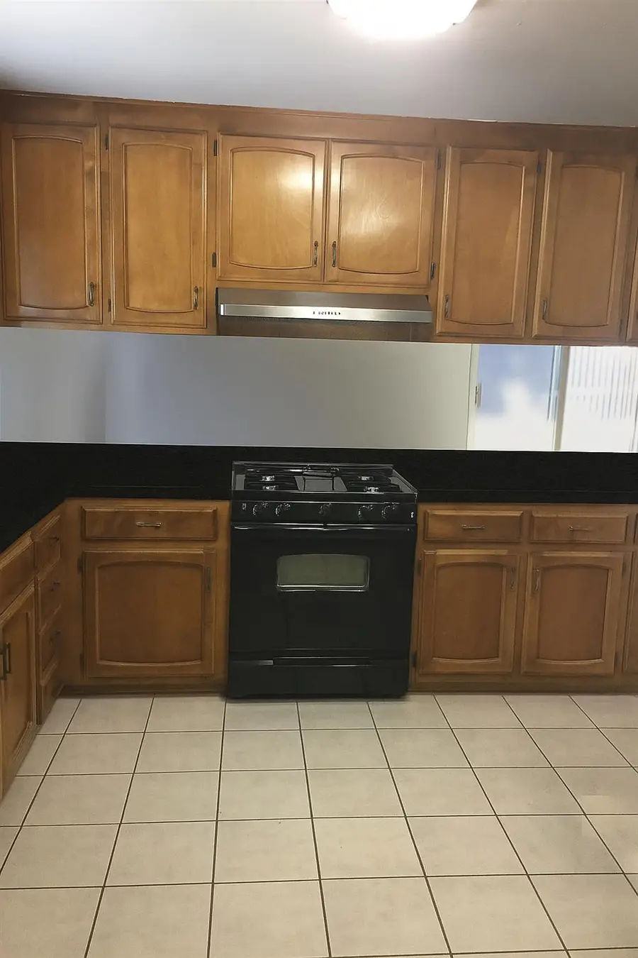 419 Stonewood Drive, Los Banos, CA 93635 - Image #3