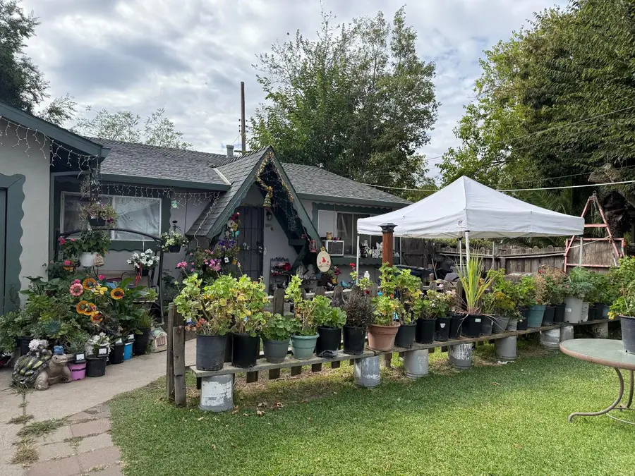 550 Las Palmas Avenue, Sacramento, CA 95815 - Image #2