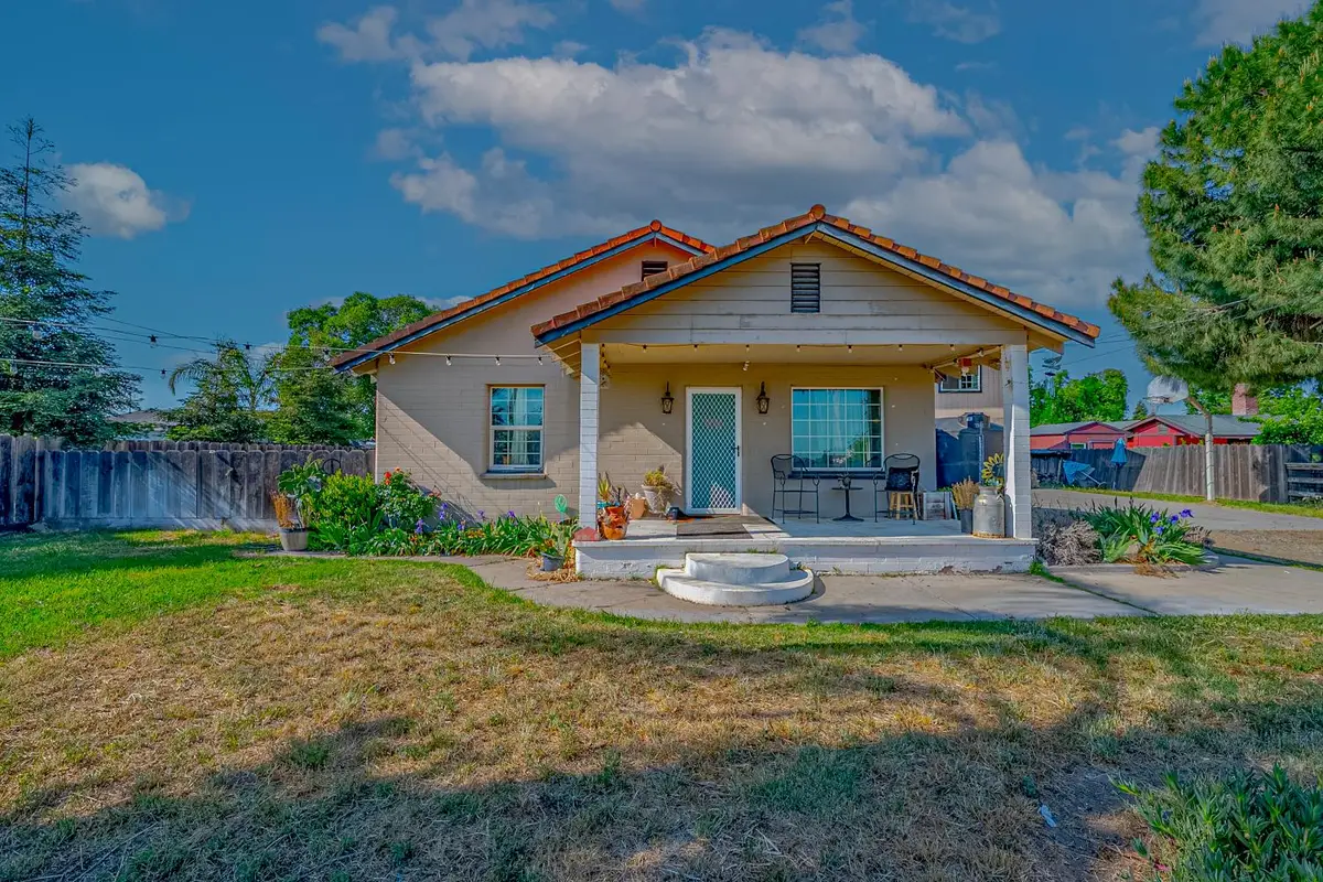 2415 E Childs Avenue, Merced, CA 95341 - #1