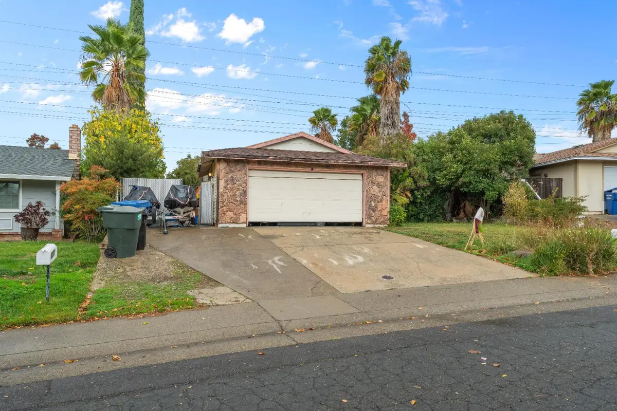 8277 Rhodora Court, Orangevale, CA 95662 - Image #1