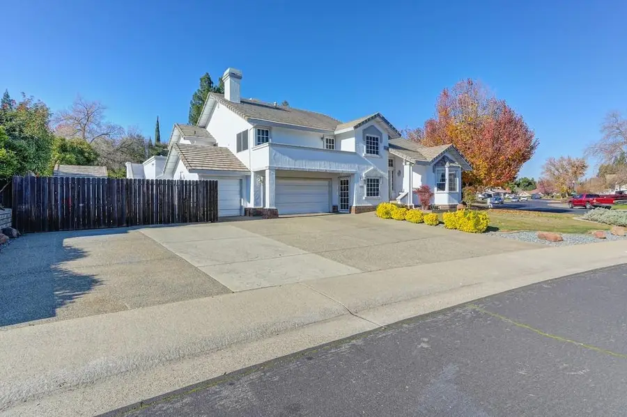 105 Wellfleet Circle, Folsom, CA 95630 - Image #2