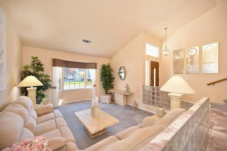 105 Wellfleet Circle, Folsom, CA 95630 - Image #3