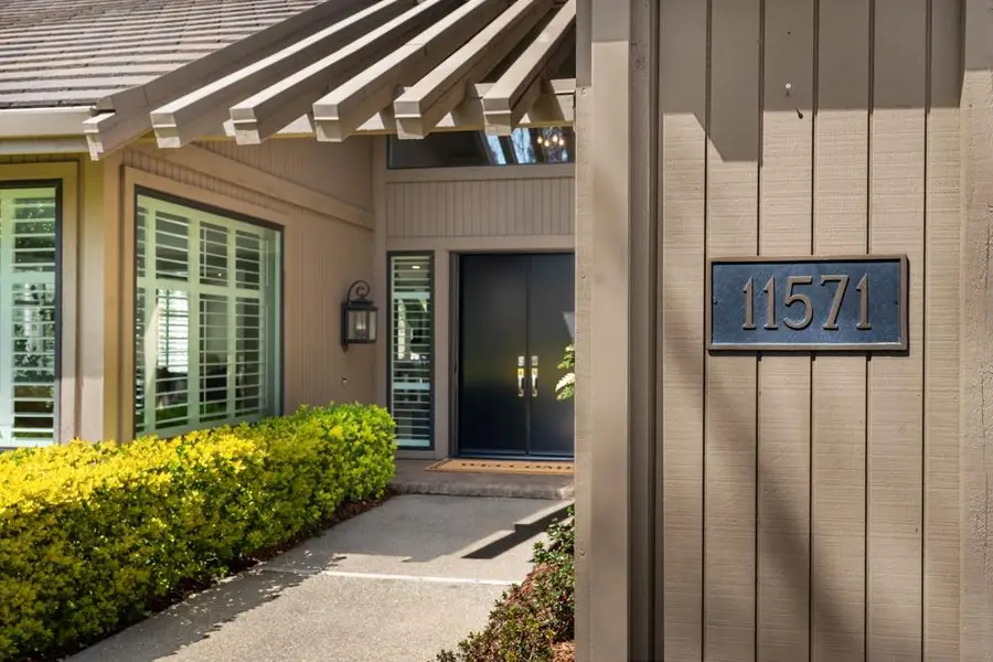 11571 Splitrock Court, Gold River, CA 95670 - Image #3