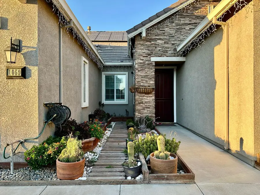 1059 Harvest Mill Drive, Manteca, CA 95336 - Image #3