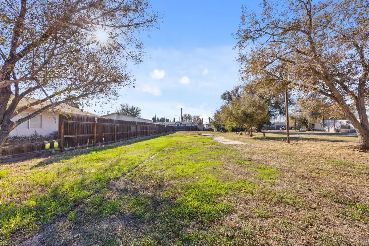 110 E Kavanagh Avenue, Tracy, CA 95376 - Image #1