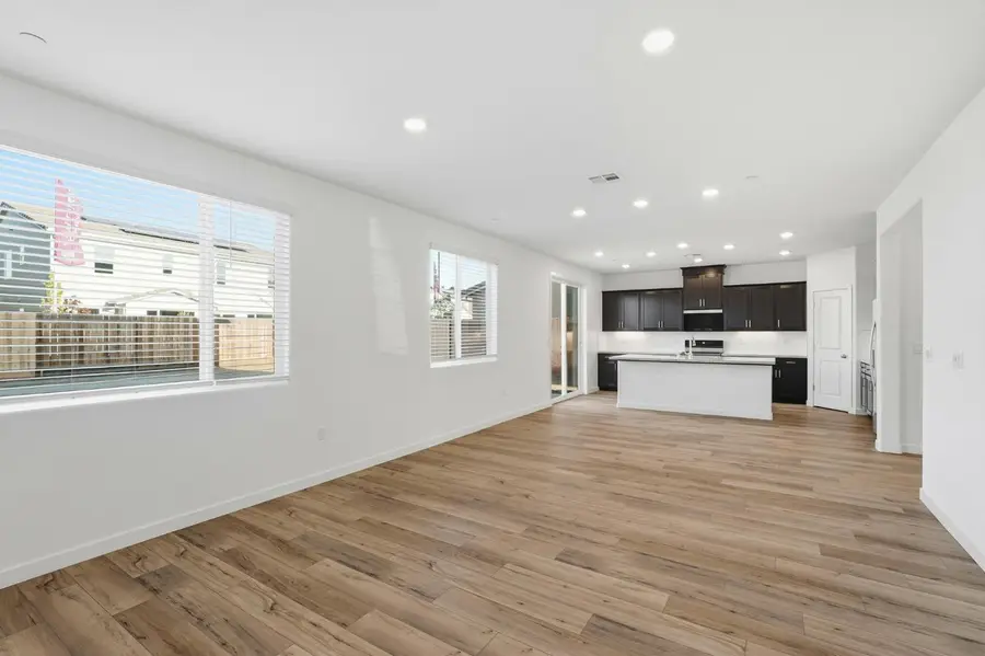 786 Rosazzo Lane, Manteca, CA 95337 - Image #2