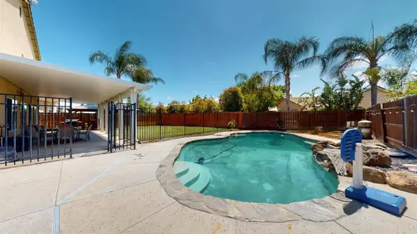 1708 Via Milano Court, Gustine, CA 95322