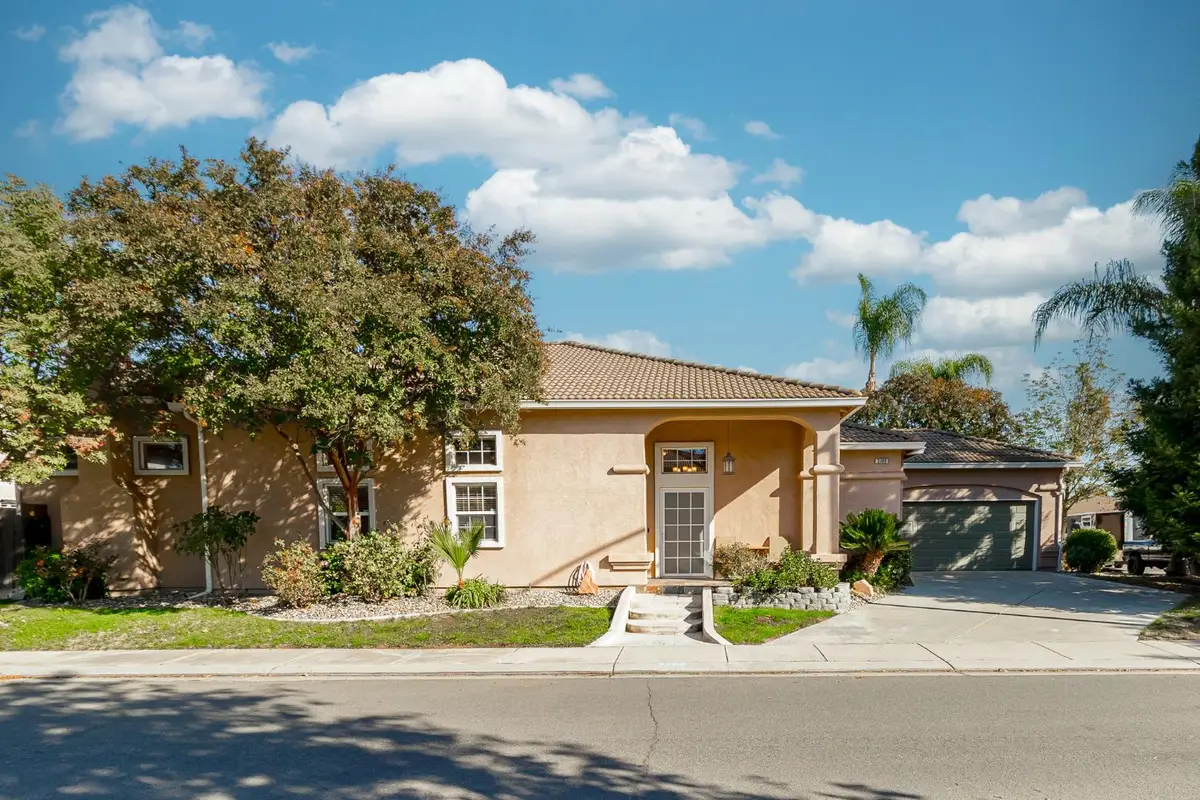 2100 Paramont Way, Modesto, CA 95355 - Image #1