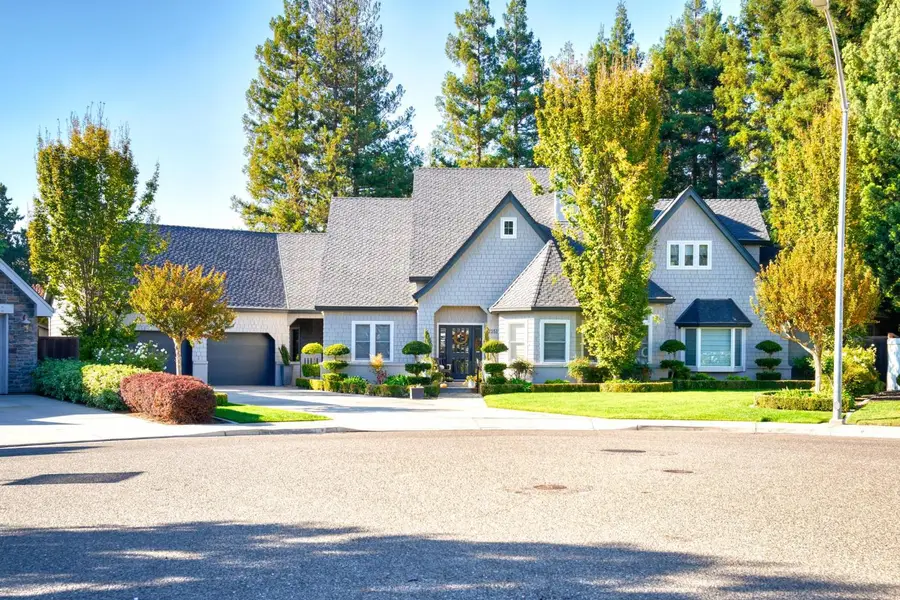 2351 Lynborough Court, Turlock, CA 95382 - Image #2