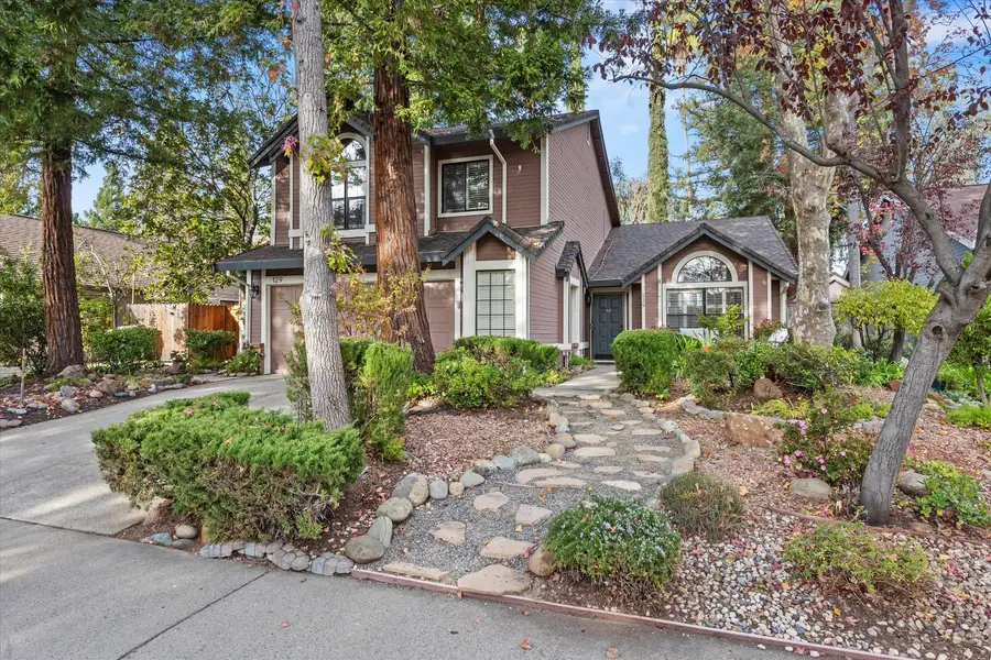 129 Chesterfield Way, Folsom, CA 95630 - Image #2
