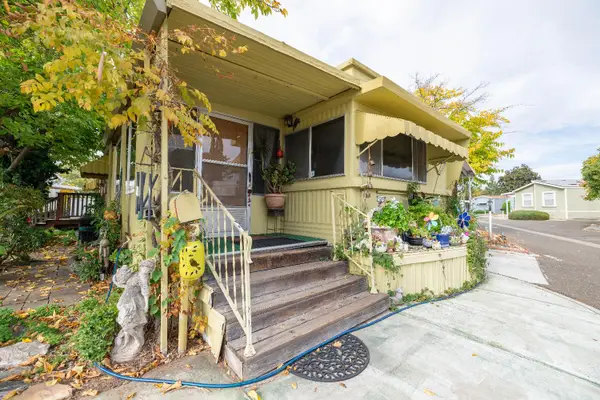 60 Birch Lane, Folsom, CA 95630