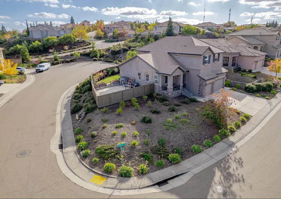 2145 Osprey Drive, Folsom, CA 95630 - Image #2