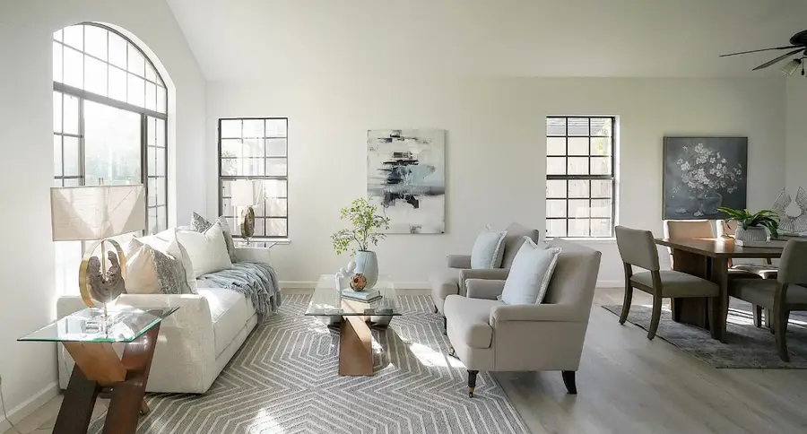 9456 Soaring Oaks Drive, Elk Grove, CA 95758 - Image #2