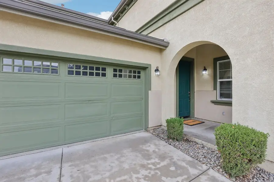 660 Bramblewood Avenue, Lathrop, CA 95330 - Image #3