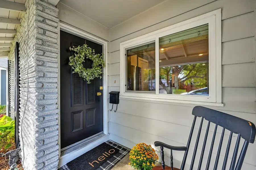 309 Evelyn Avenue, Roseville, CA 95678 - Image #2