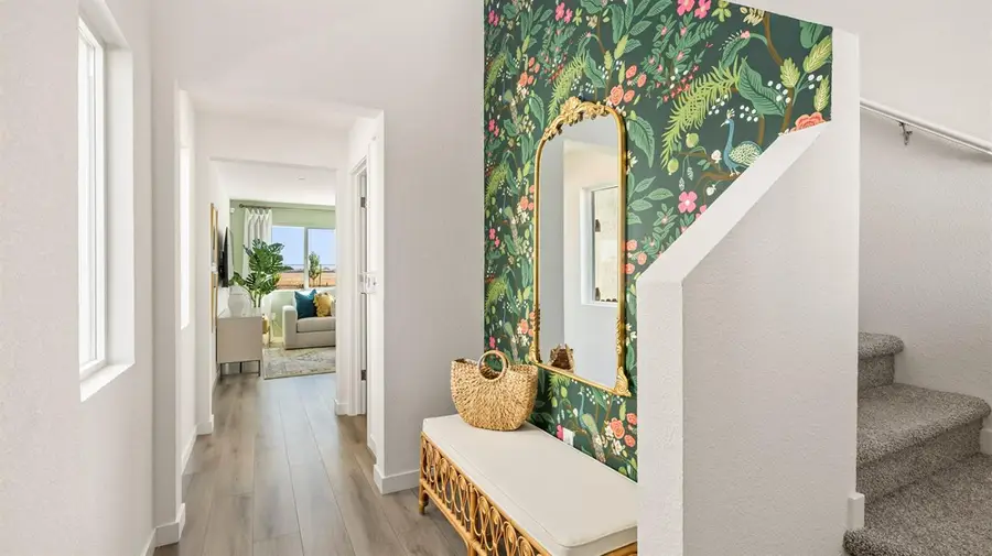 709 Fountain Court, Roseville, CA 95747 - Image #2