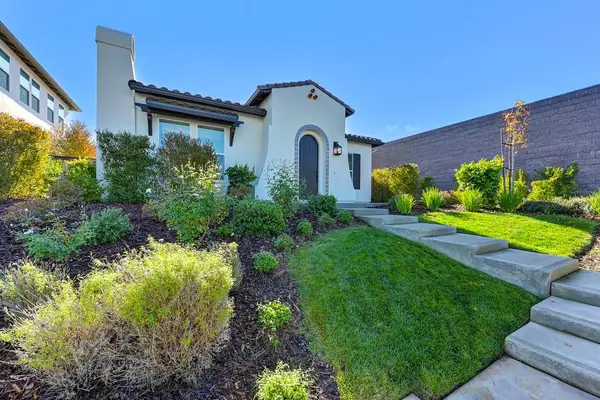 2341 Bronze Star Way, Sacramento, CA 95818