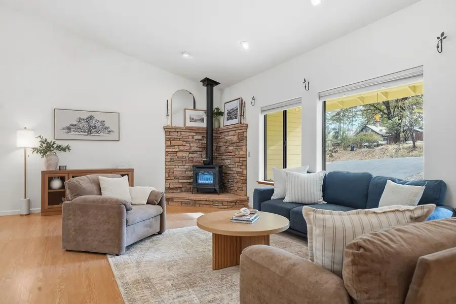 25675 Alta Vista Court, Pioneer, CA 95666 - Image #2