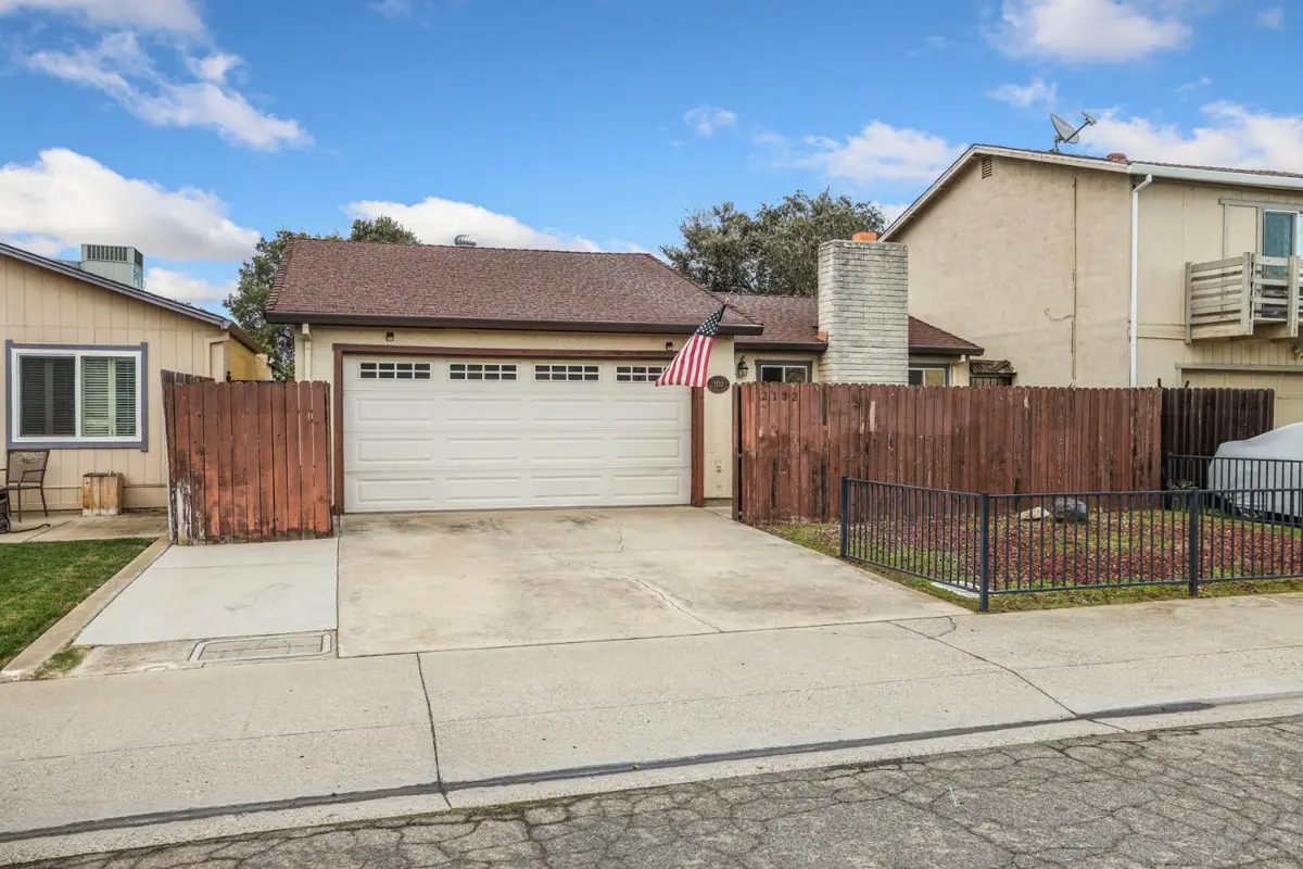 2132 Newbury Circle, Lodi, CA 95240 - Image #1