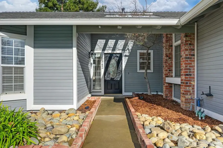 5943 Laguna Villa Way, Elk Grove, CA 95758 - Image #3